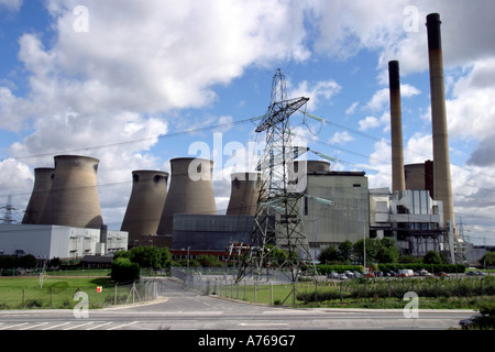 Ferrybridge Power Station near Knottingley Pontefract West Yorkshire Stock Photo