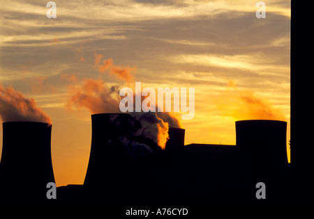 Ratcliffe on Sour coal fired power station at sunset with vapour billowing from the chimneys. Stock Photo