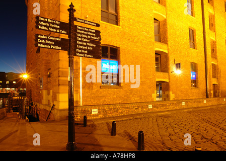 Blue bar and tourist sign Albert Dock at Night Stock Photo