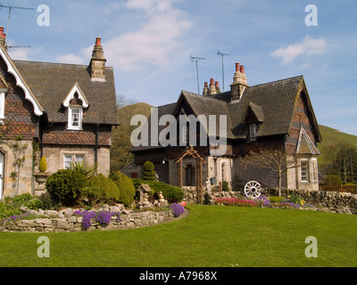 Beautiful Country Cottages in Ilam Village, nr Ilam Hall YHA in Derbyshire, UK Stock Photo