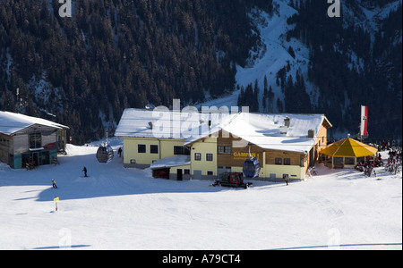 Gampen restaurant on the slopes of the mountain, ski resort of St. Anton am Arlberg, Tirol, Austria Stock Photo