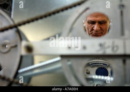 Workers at GAL Elevator Company in the NYC borough of the Bronx Stock Photo