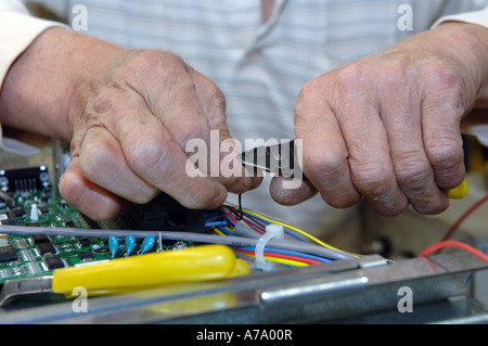 Workers at GAL Elevator Company in the NYC borough of the Bronx Stock Photo