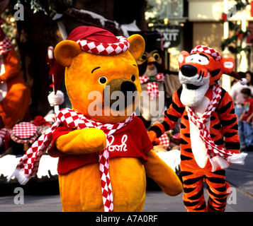 WINNIE THE POOH MAGIC KINGDOM ORLANDO 01 April 2002 Stock Photo - Alamy