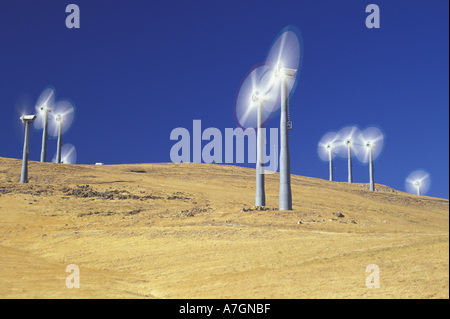 USA, California, Livermore. Windmills at Altamont Pass Stock Photo