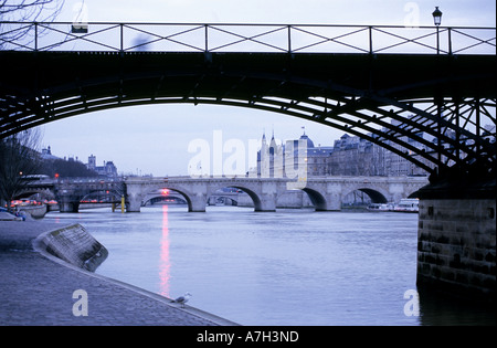 Paris, Ile de la Cite in twilight, Pont des Arts Stock Photo