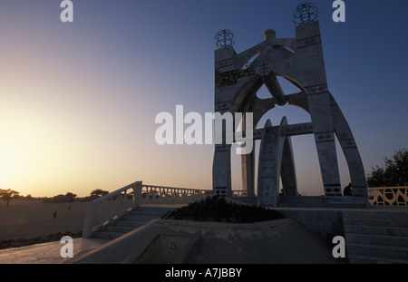 Flamme de la Paix Monument, commemorating the end of the Tuareg rebellion, Timbuktu, Mali Stock Photo