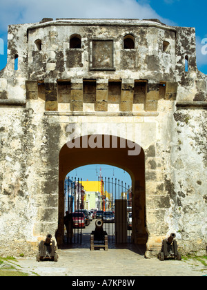 The great stone fortress of Puerta de Tierra in Campeche Stock Photo