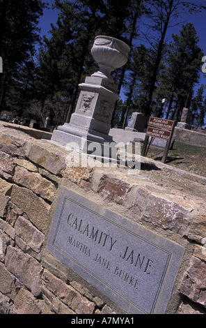 N.A., USA, South Dakota, Deadwood, Grave of Calamity Jane, aka Martha Jane Burke, Mt. Moriah Cemetery, Boot Hill Stock Photo