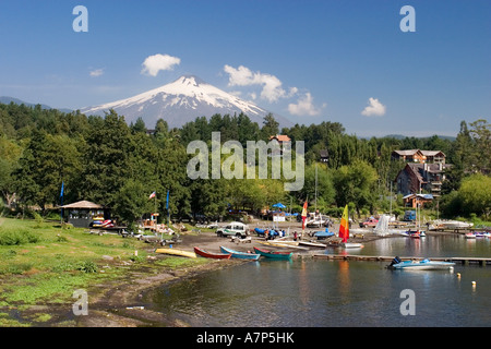 Volcano and lake Villarica, Pucon, Araucania Region, Chile Stock Photo