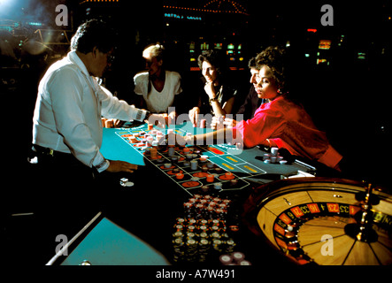 Player are seen at roulette table at Caesar s Palace in Las Vegas NV USA Stock Photo