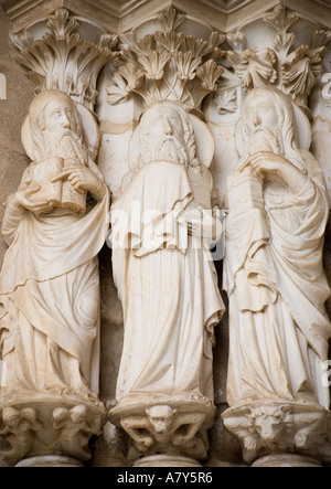 The Gothic Apostles over the main portal of the Cathedral at Evora Portugal Stock Photo