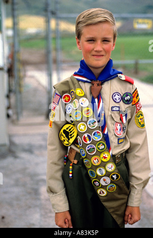 Boy scout uniform hi-res stock photography and images - Alamy