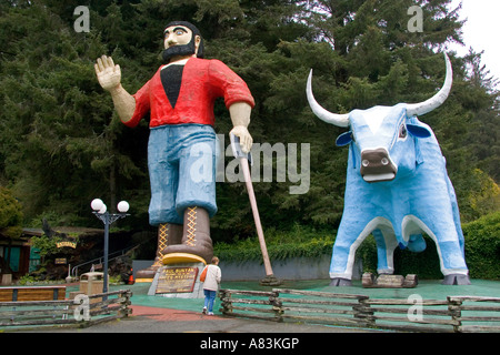 A giant statue of Paul Bunyan and Babe the blue ox at trees of mystery ...