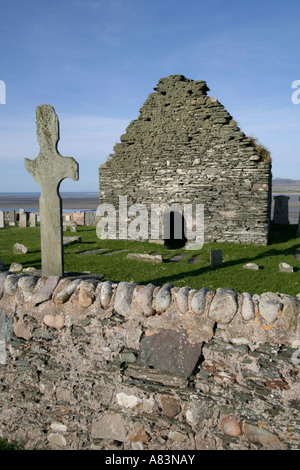 Stone cross at Kilnave Chapel Isle of Islay Agyll and Bute Scotland Stock Photo