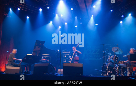 perform, performing Stock Photo