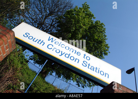 south croydon train station railway sign commute commuter commtuting suburb welcome Stock Photo