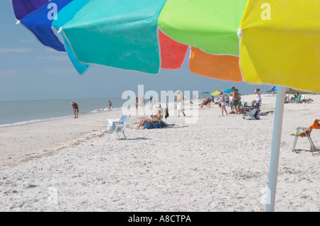 UMBELLAS ON THE BEACH AT GULFSIDE CITY PARK ON THE GULF OF MEXICO ON SANIBEL ISLAND IN SOUTHWEST FLORIDA Stock Photo