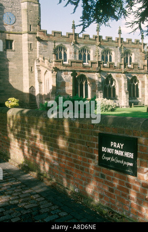 'Pray Do Not Park Here' notice in a church car park at Knowle, West Midlands Stock Photo
