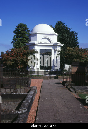 dh St Michaels and South church DUMFRIES GALLOWAY Robert Burns Poets neoclassical mausoleum graveyard cemetery Stock Photo