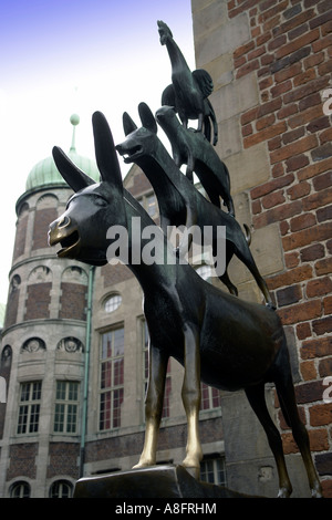 Bremer Stadtmusikanten symbol bremen city musicans Stock Photo - Alamy