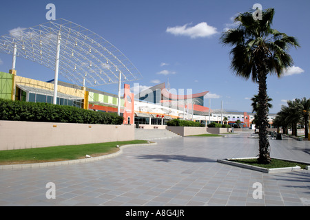 city of Rash al Khaimah, shopping mall United Arab Emirates. Photo by Willy Matheisl Stock Photo