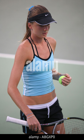 Daniela Hantuchova vs Na Li at the Qatar Open Doha, February to March 2006 Stock Photo