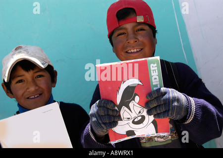 Bolivia Schoolchildren in Curawara village Stock Photo