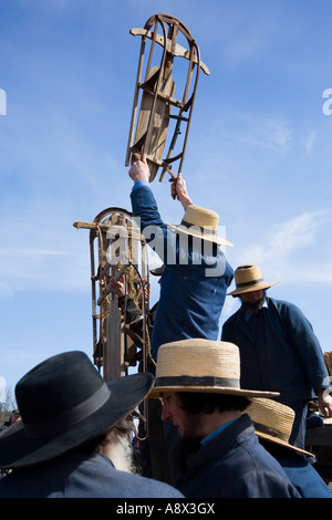 Amish farm auction Palatine New York Montgomery County Mohawk Valley ...