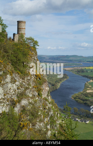 dh Kinnoull Hill PERTH PERTHSHIRE Kinnoull Tower overlooking River Tay valley scottish scene carse gowrie Stock Photo