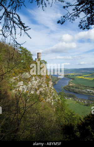 dh Kinnoull Tower River Tay KINNOULL HILL PERTHSHIRE SCOTLAND Perth Folly overlooking carse gowrie tay valley vista scene Stock Photo