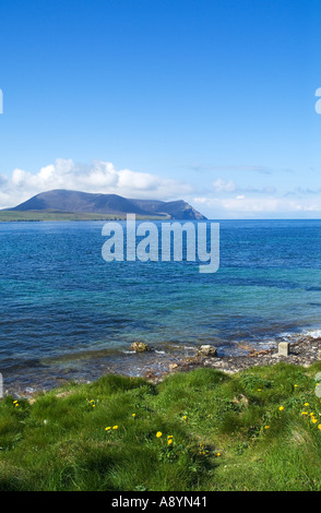 dh  HOY SOUND ORKNEY Coast beach sea Cuilags Hoy hills Kame of Hoy Stock Photo