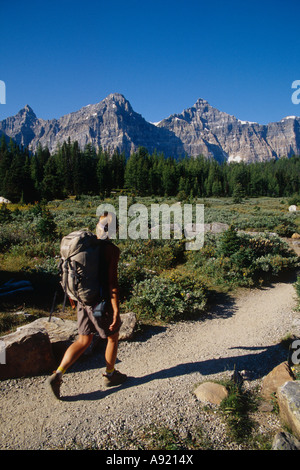 Donna Raupp hiking in the Valley of the Ten Peaks Banff National Park Alberta Canada Stock Photo