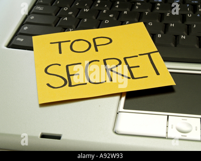 memo note on notebook, top secret Stock Photo