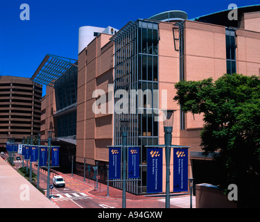Sandton City and the entrance to the Sandton Convention Center site of the 2002 Earth Summit on Sustainable development Stock Photo