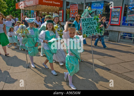 Hayes Common May Queen and attendants as the procession returns from the crowning ceremony in Bromley, Kent (Greater London) Stock Photo