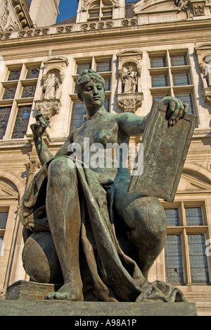 Paris, France. Statue in front of the Hotel de Ville - 'La Science'  by Jules Blanchard; 1882 Stock Photo