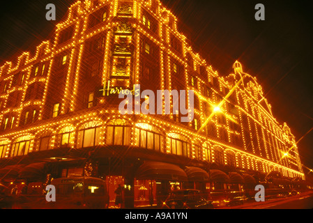 1988 HISTORICAL HARRODS DEPARTMENT STORE (©CHARLES WILLIAM STEPHENS 1939) BROMPTON ROAD KNIGHTSBRIDGE LONDON ENGLAND UK Stock Photo