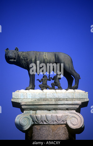 CAPITOLINE WOLF ROMULUS REMUS STATUE CAPITOLINE HILL ROME ITALY Stock Photo