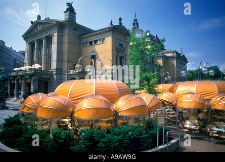 OUTDOOR CAFE NATIONAL THEATER OSLO NORWAY Stock Photo