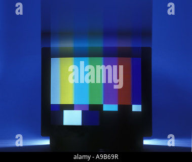 1990 HISTORICAL COLOR TEST CARD (© GEORGE HERSEE 1967)  OLD FASHIONED 1980S CRT TELEVISION (©SONY CORP 1987) Stock Photo