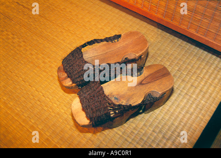 Chinese store wooden clogs