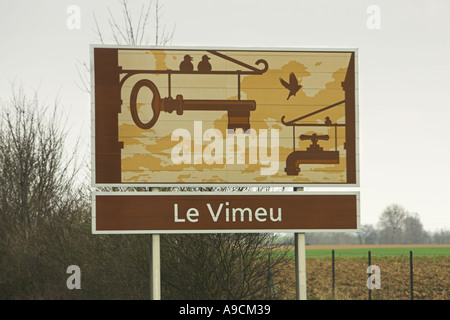 French painted autoroute information sign Le Vimeu