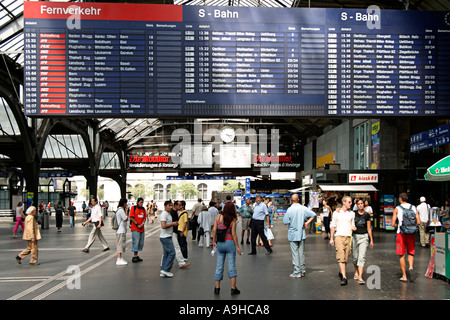 Switzerland Zurich main station people crowded info board Stock Photo