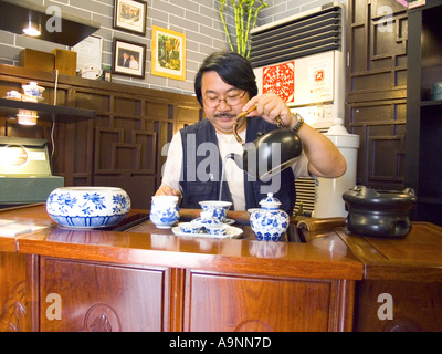 Tea expert ceremony in Kowloon city Park Hong Kong china chinese asia asian travel culture civilisation civilization health lowe Stock Photo