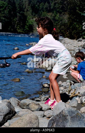 5 year old girl fishing hi-res stock photography and images - Alamy