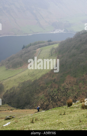 Descending into Cwm Amarch on Cadair Idris in Snowdonia, North Wales Stock Photo