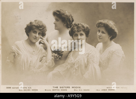 MOORE SISTERS 1904 Stock Photo - Alamy