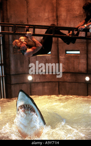 DEEP BLUE SEA - 1999 Warner film with Thomas Jane Stock Photo