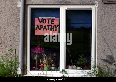 Vote apathy sign in window of house in Malvern Worcestershire during general election 2005 Stock Photo